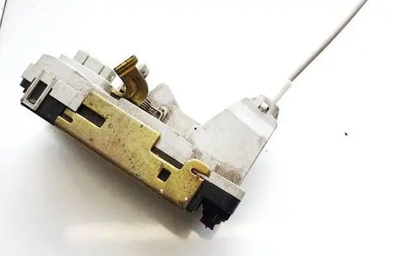 Peugeot 307 Rear door lock 