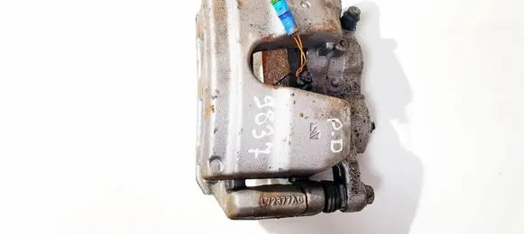 Mercedes-Benz EQB Front brake caliper l72370