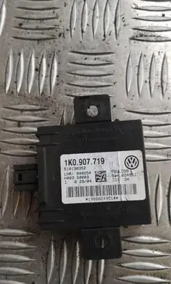 Volkswagen Touran I Other control units/modules 1k0907719