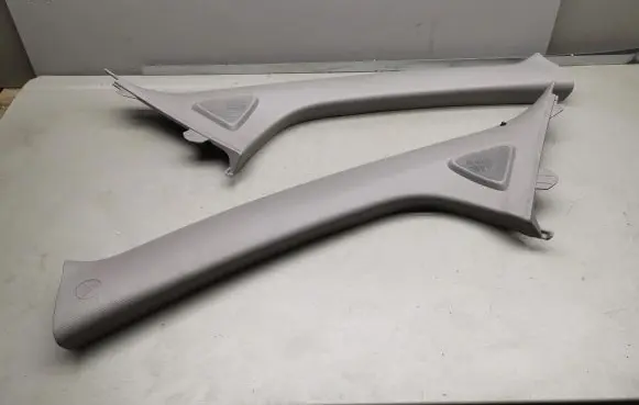 (A) pillar trim