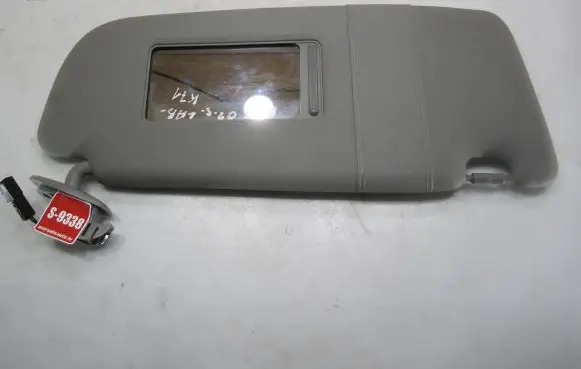 Audi A3 S3 8L Sun visor 8D0857552
