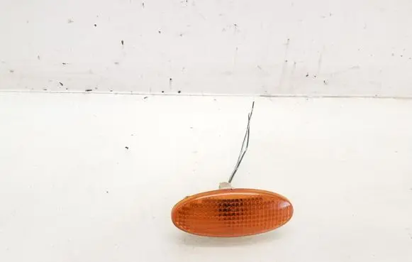 Nissan Almera N16 Front fender indicator light