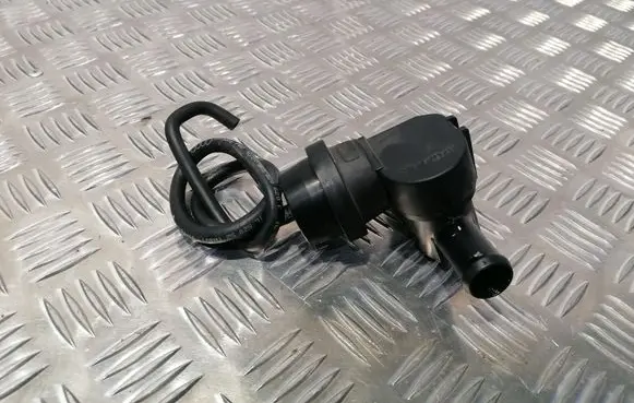 Audi Q5 SQ5 Coolant heater control valve 1J0819809