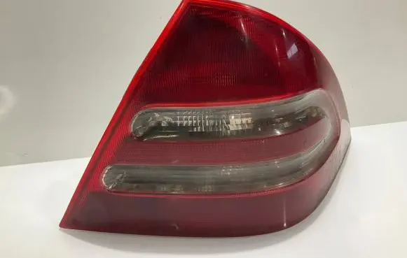 Mercedes-Benz C W203 Rear/tail lights