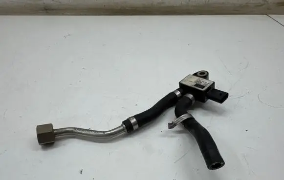 Mercedes-Benz GLE W167 Exhaust gas pressure sensor A6519050300 1D250 RD00155180