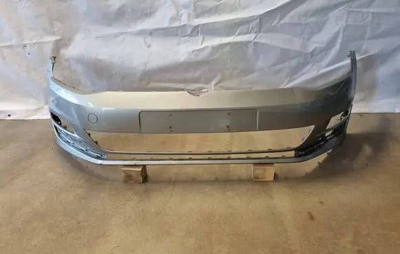 Volkswagen Golf VII Front bumper 5G0807221