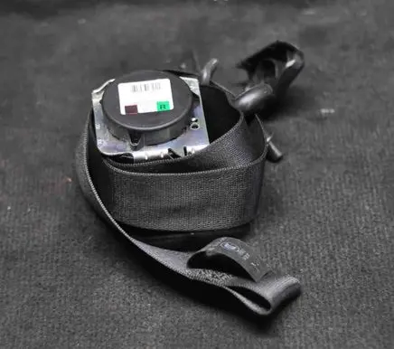 Opel Astra H Front seatbelt 13253566