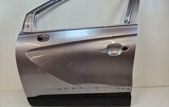 Opel Crossland X Front door 39141294
