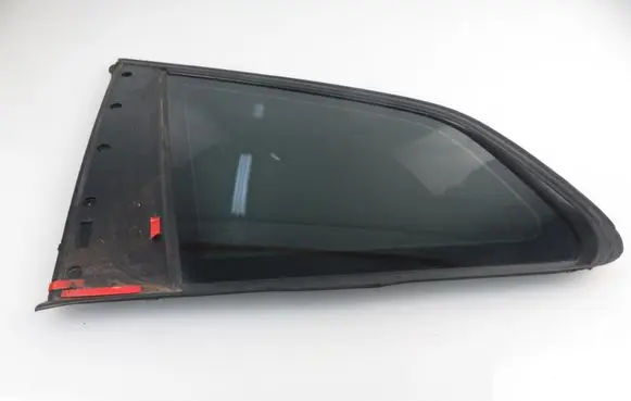 BMW X3 E83 Rear side window