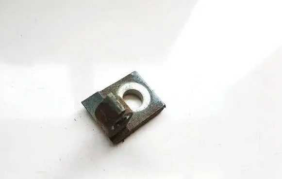 Skoda Octavia Mk2 (1Z) Front door upper hinge 