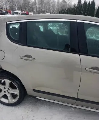 Peugeot 3008 I Rear door window glass EVGC