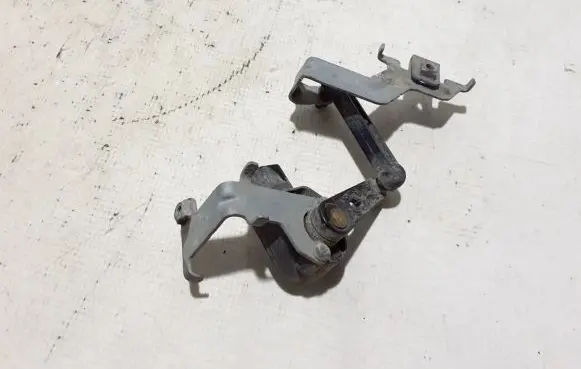 Rear air suspension level height sensor