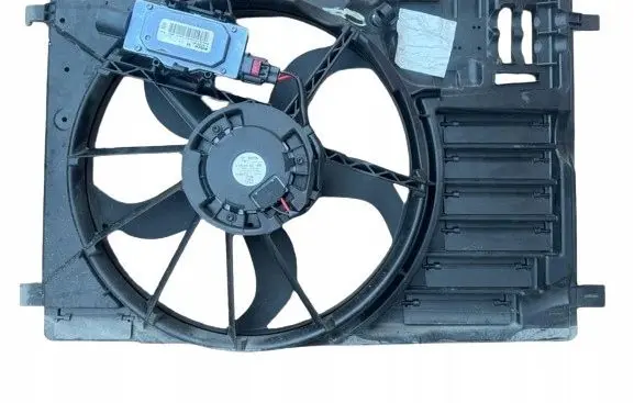 Ford Escape III Electric radiator cooling fan CV618C607DE