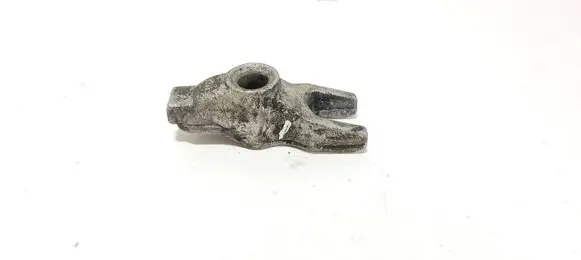 Opel Vectra C Fuel Injector clamp holder