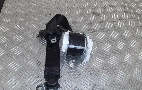 BMW 3 E90 E91 Front seatbelt 34073018