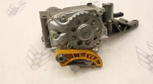 Mercedes-Benz S C217 Oil pump A1771810000