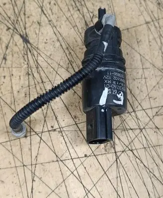 BMW X5 E70 Windscreen/windshield washer pump 6712693416001 67126934160 6934160