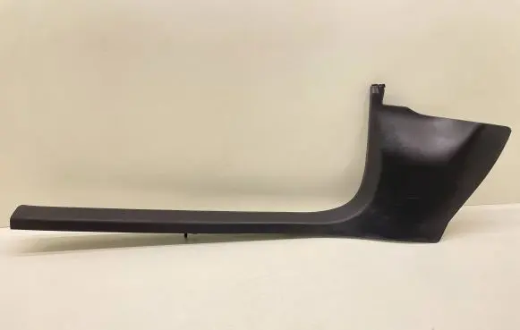 Audi A4 S4 B7 8E 8H Front sill trim cover 8E0867271