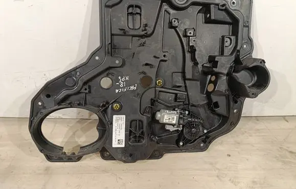 Chrysler Pacifica Sliding door window regulator with motor 3040966 00661984 07MAR2017