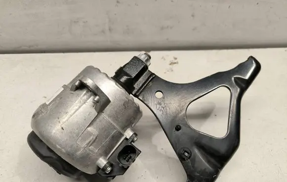Porsche 718 Cayman 982 982c Gearbox mount 982399202D