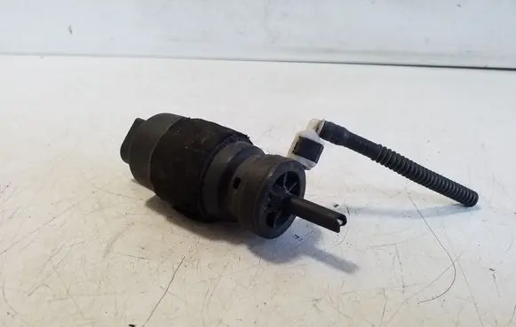 Audi A6 S6 C6 4F Windscreen/windshield washer pump 1J5955651