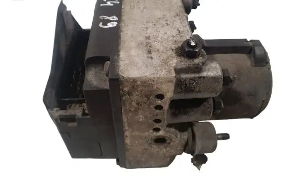 Audi A6 S6 C4 4A ABS Pump 8D0614111f