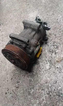 Citroen C4 I Air conditioning (A/C) compressor (pump) 9651910980