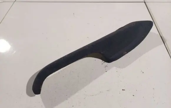 Other rear door trim element