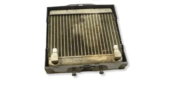 BMW 7 F01 F02 F03 F04 Engine oil radiator 7570103 7572542 17217572542