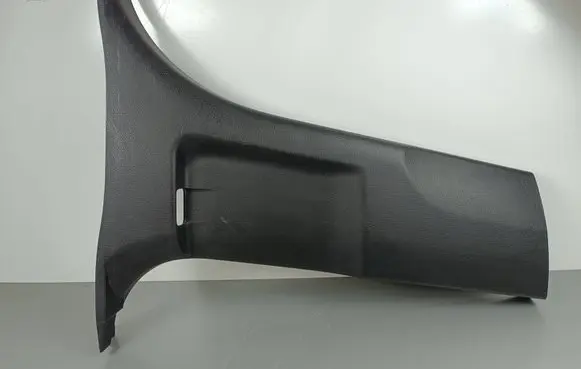 SsangYong Rexton (B) pillar trim (bottom) 