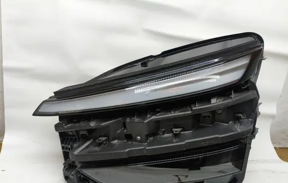Tesla Model Y Juniper Headlight/headlamp 191835000D 0496149R01 D6125196100099