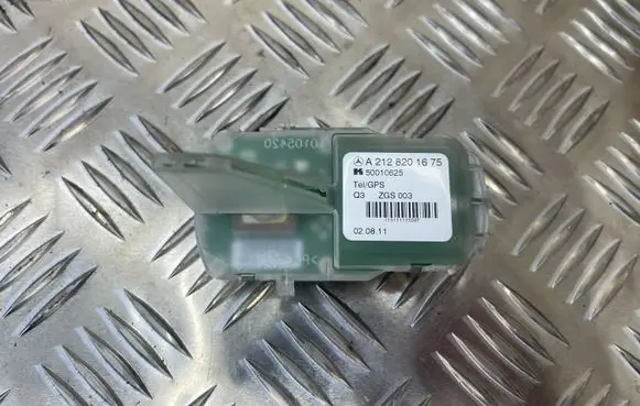 Mercedes-Benz E W212 Aerial GPS antenna A2128201675
