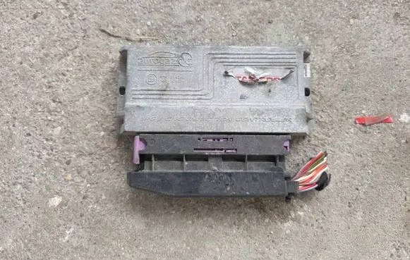 Peugeot 307 LP gas control unit module 67R014289