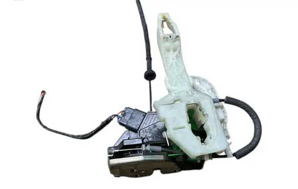 KIA Carens III Front door lock 81310A4050