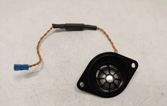 BMW 5 F10 F11 Panel speaker 65139184795