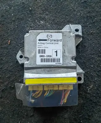 Mazda 6 Airbag control unit/module GMC857K30