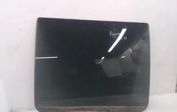 Mitsubishi Pajero Sport I Rear door window glass