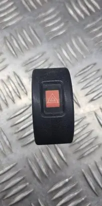 Opel Zafira A Hazard light switch 09131728 09138059