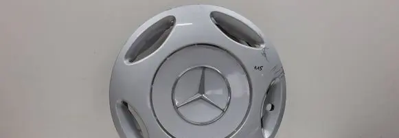 Mercedes-Benz C W202 R15 wheel hub/cap/trim 2024010624