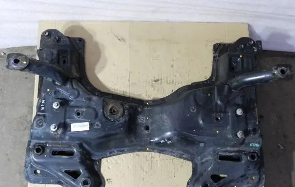 Alfa Romeo Giulietta Front subframe 50521542