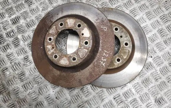 Mitsubishi Pajero Front brake disc