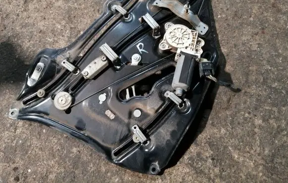 Mercedes-Benz CLK A209 C209 Rear door window regulator with motor A2096700203 A2308200442