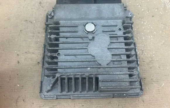 Volkswagen Jetta VI Engine control unit/module 03L906023MQ 03L907425C 5WP42696AA