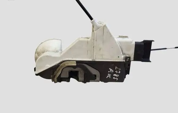 Peugeot 508 Front door lock A048069