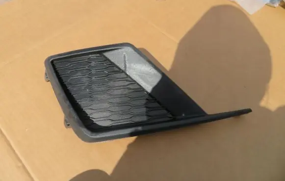 Seat Ibiza V (KJ) Front bumper lower grill 6F0853665