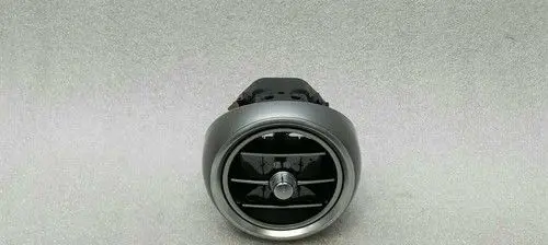 Mercedes-Benz C W205 Dash center air vent grill A2058304300