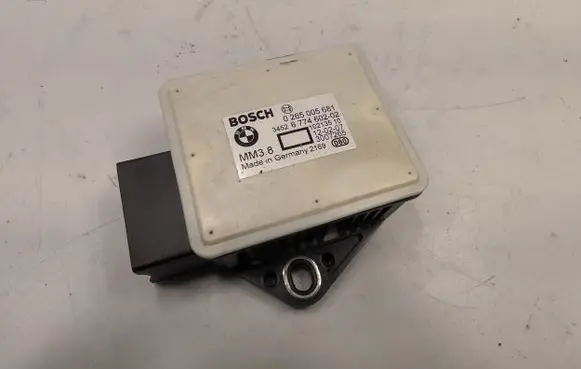BMW 5 E60 E61 ABS wheel speed sensor 6774602 34526774602 0265005681