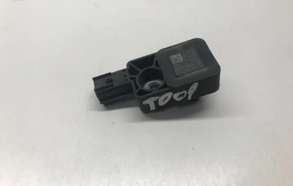 Chevrolet Camaro Airbag deployment crash/impact sensor 13509729