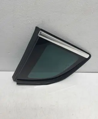 Peugeot 3008 I Rear side window DOT211M90AS3 43R004523 E000191