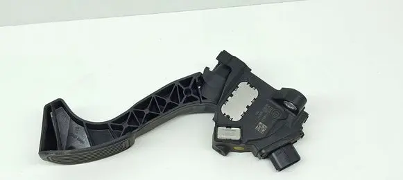 Lexus NX Accelerator throttle pedal 781100W040